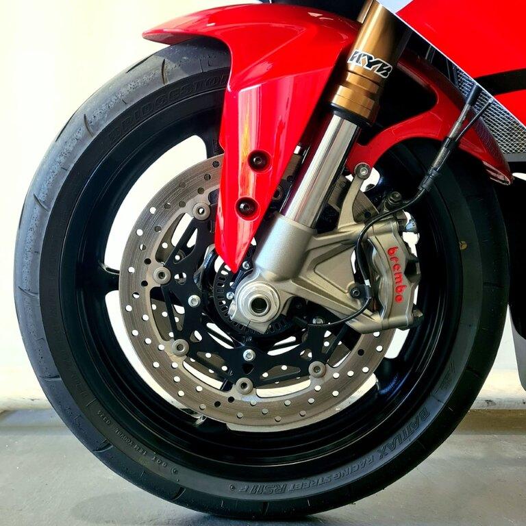 YZF R9 890