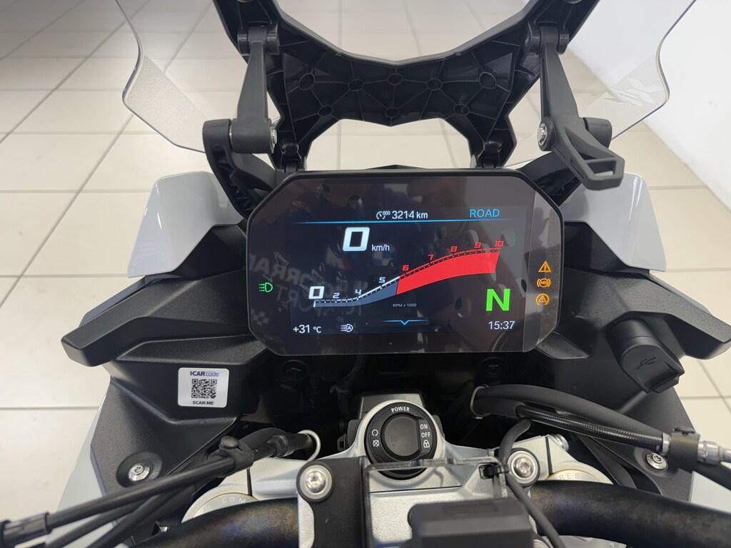 F 900 XR