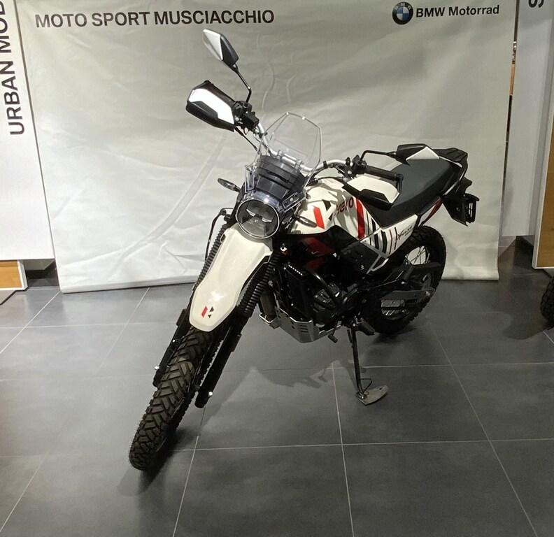 XPULSE 200