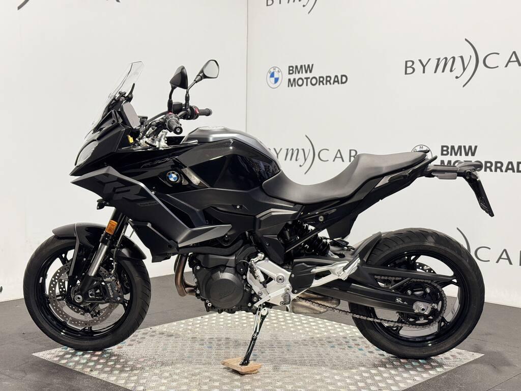 F 900 XR