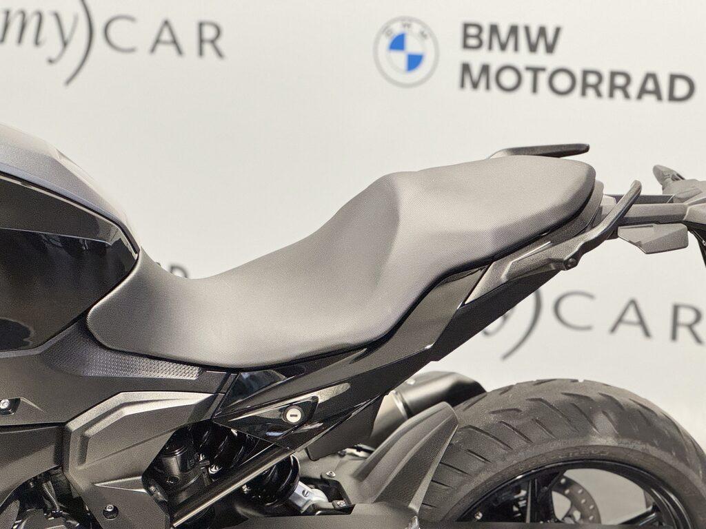 F 900 XR