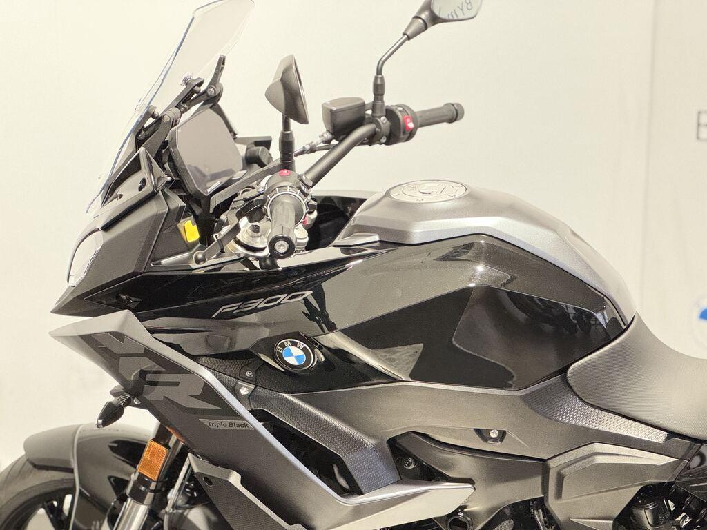 F 900 XR