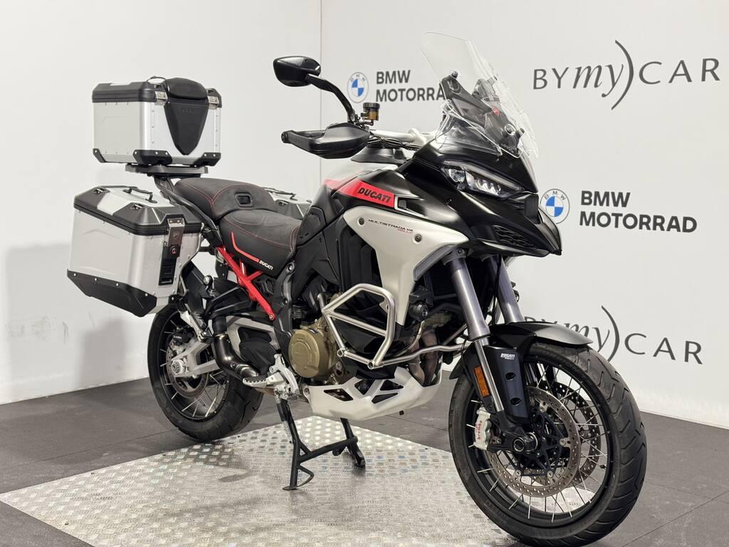 MULTISTRADA V4