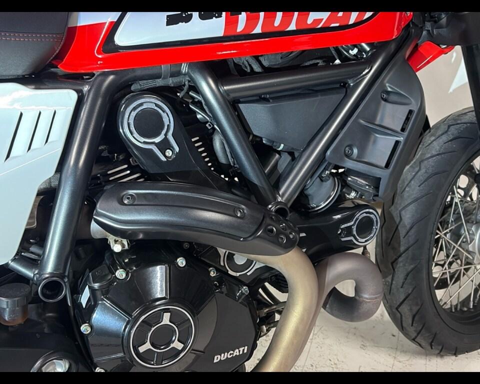 SCRAMBLER 800