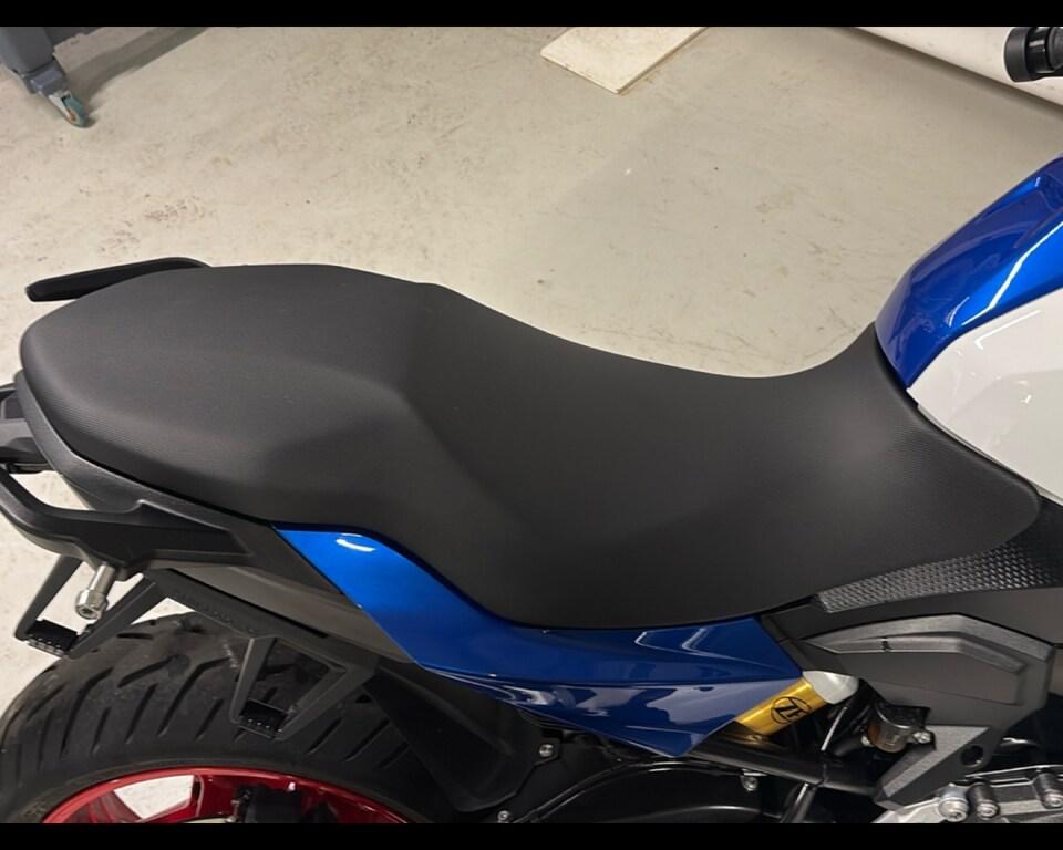 F 900 XR
