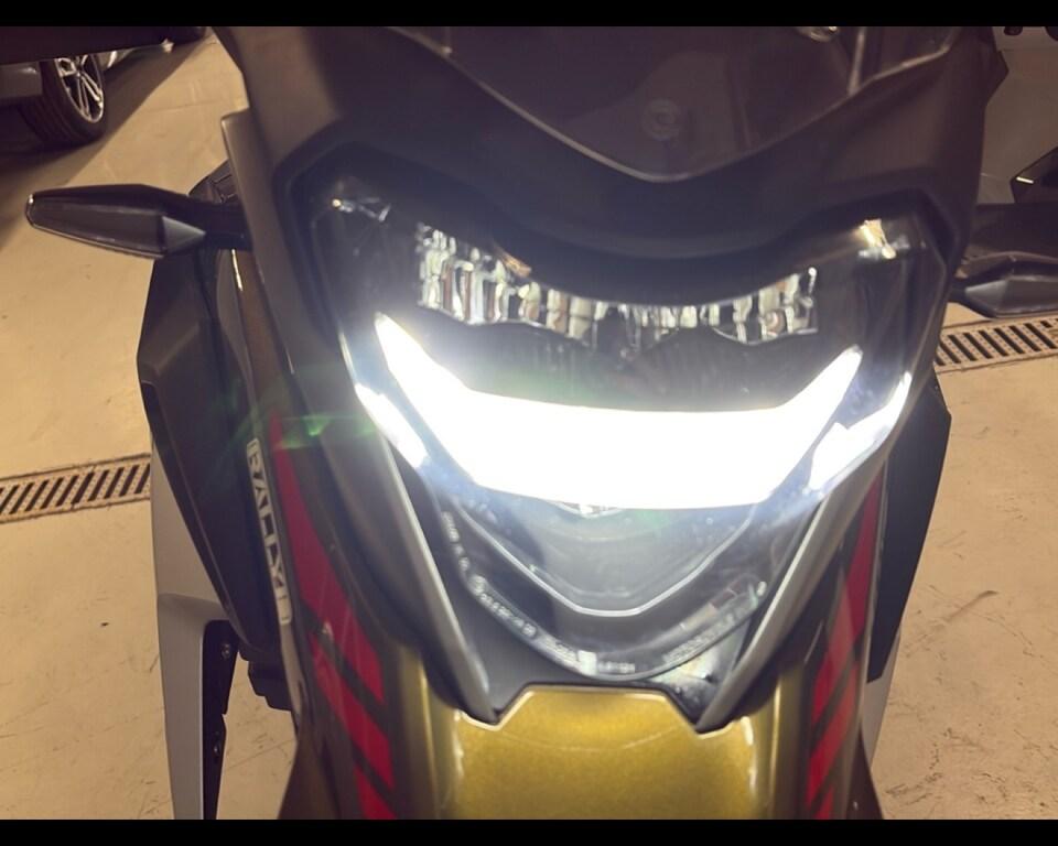 G 310 GS