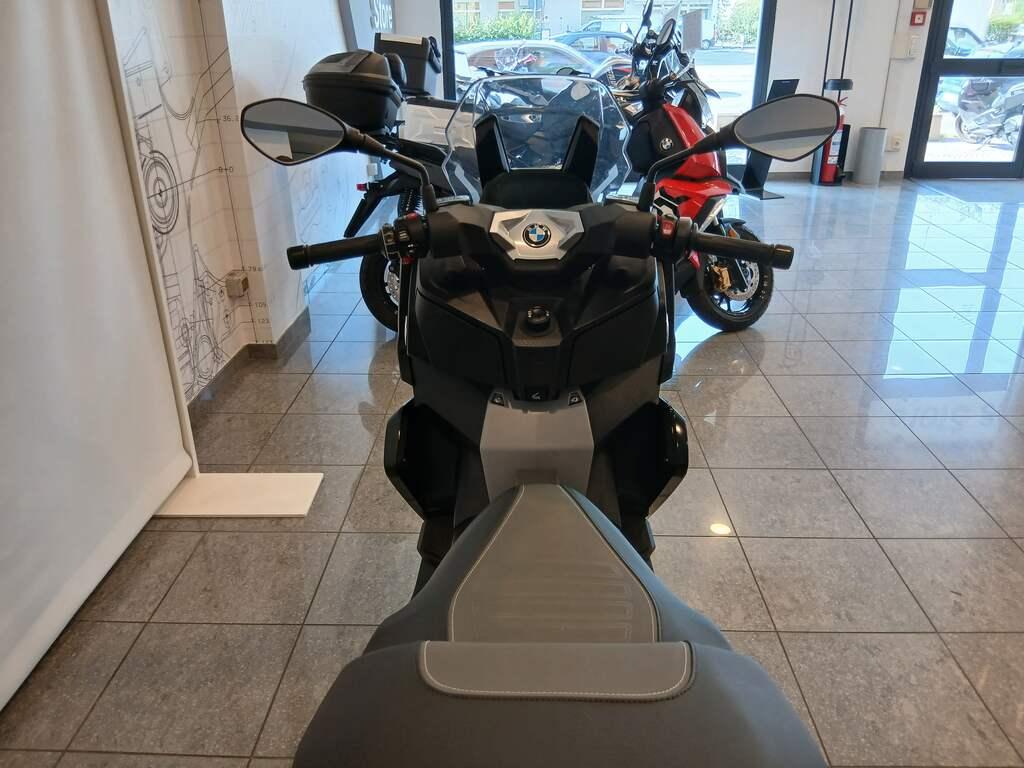 C 400 X