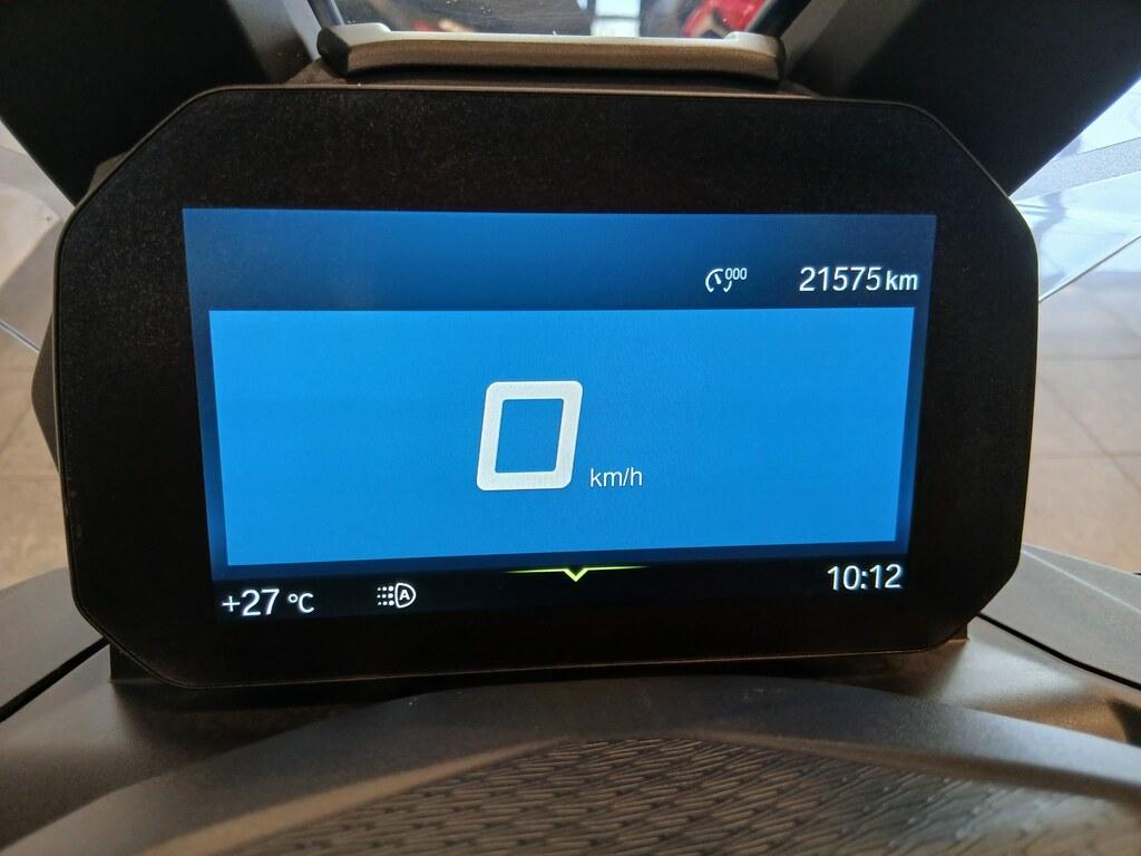 C 400 X