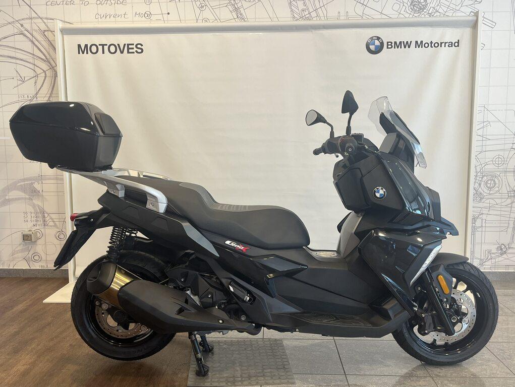C 400 X