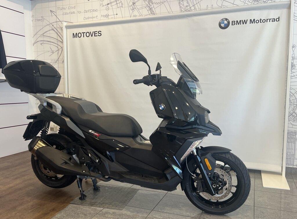 C 400 X