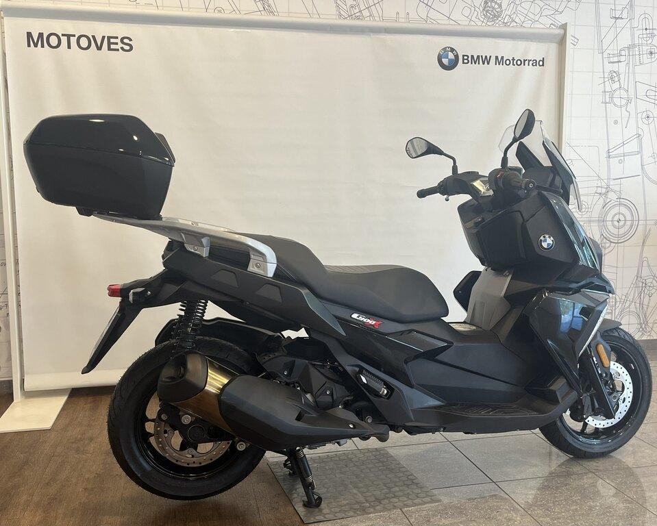 C 400 X