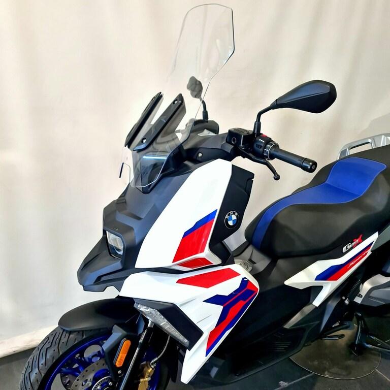 C 400 X