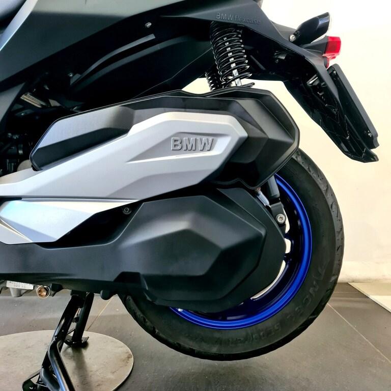 C 400 X