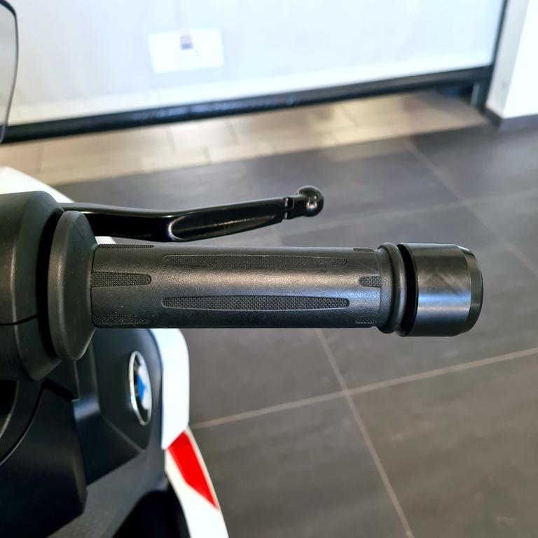 C 400 X