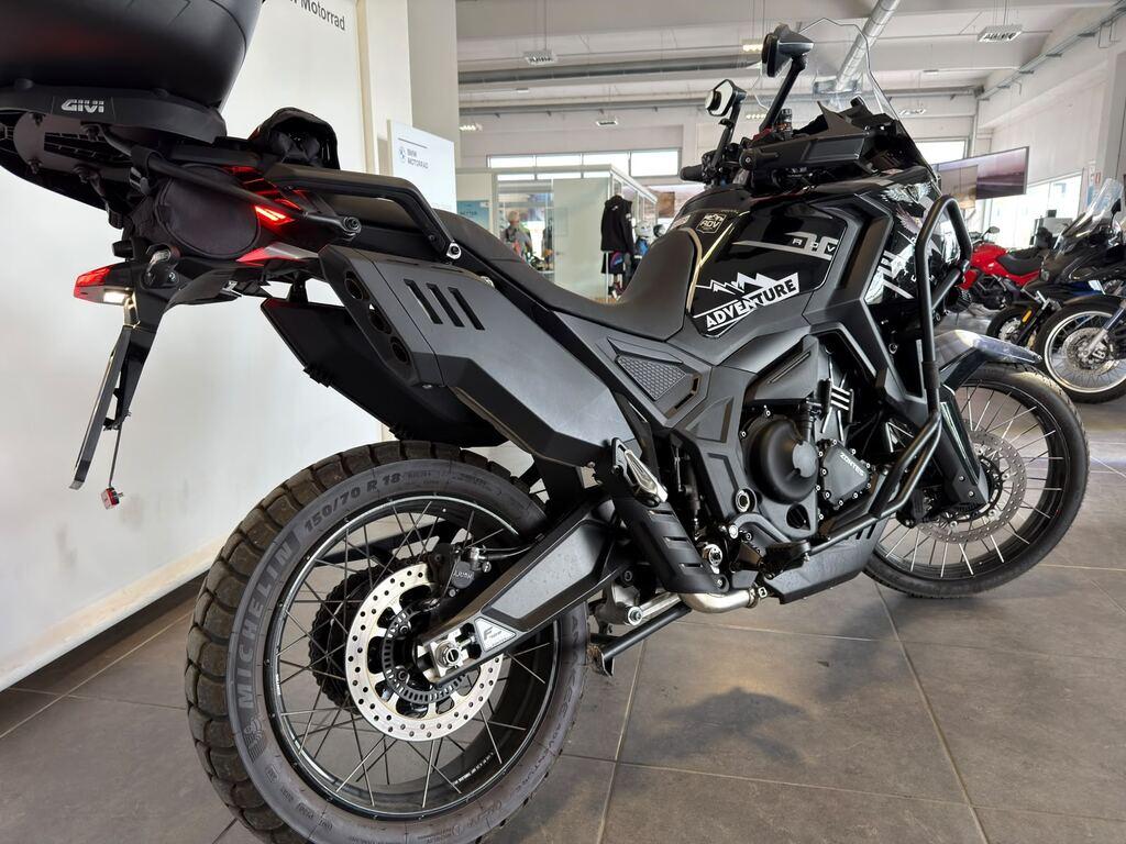 ZT 703 F