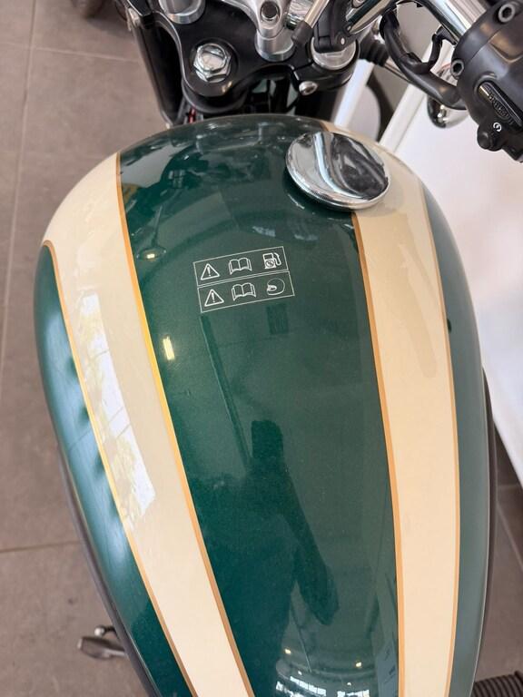 BONNEVILLE 865 T100