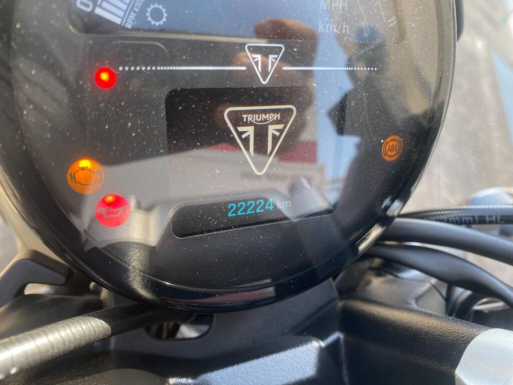TRIDENT 660