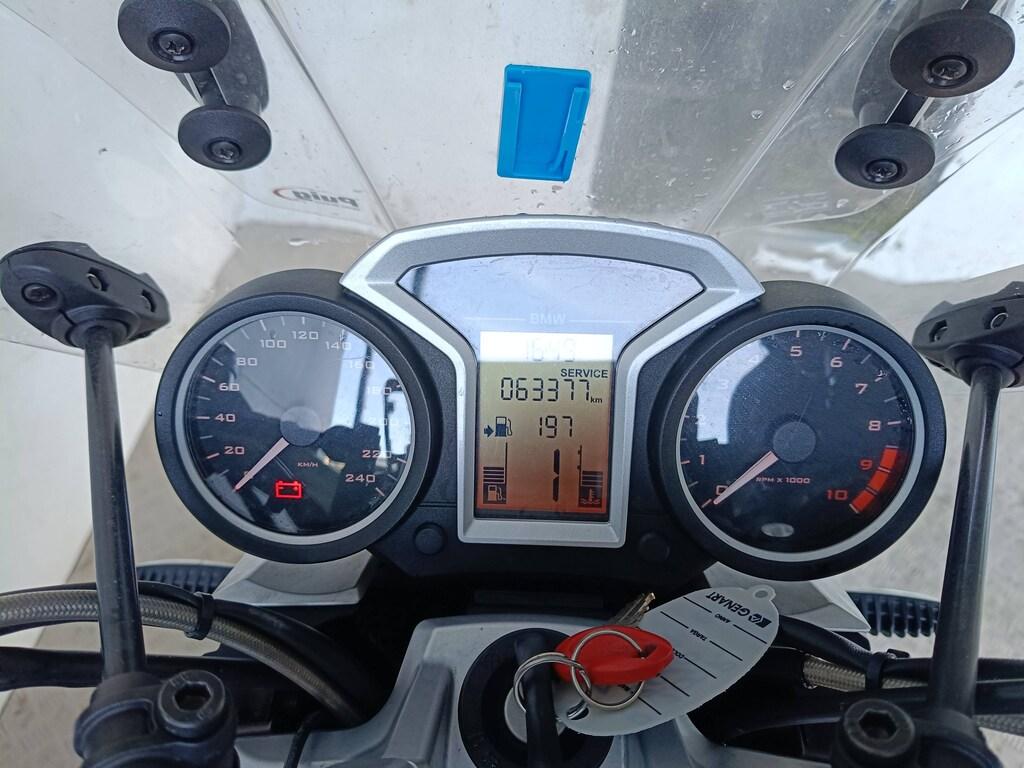 R 1200 R