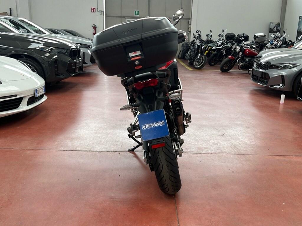 MULTISTRADA V4