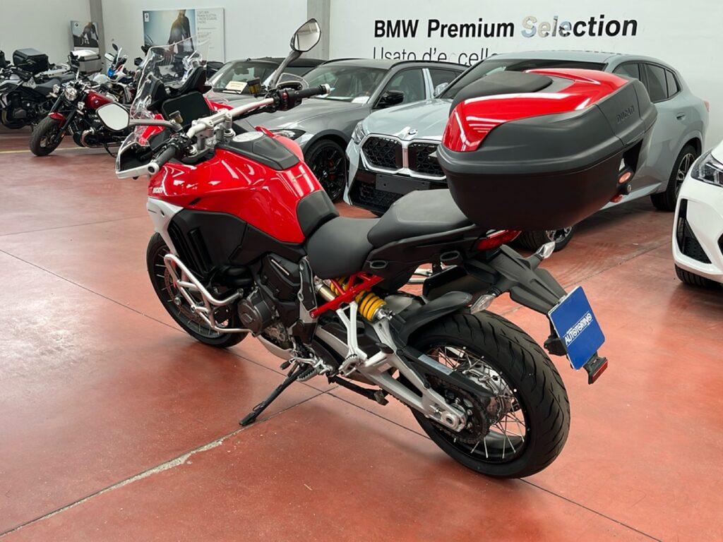 MULTISTRADA V4