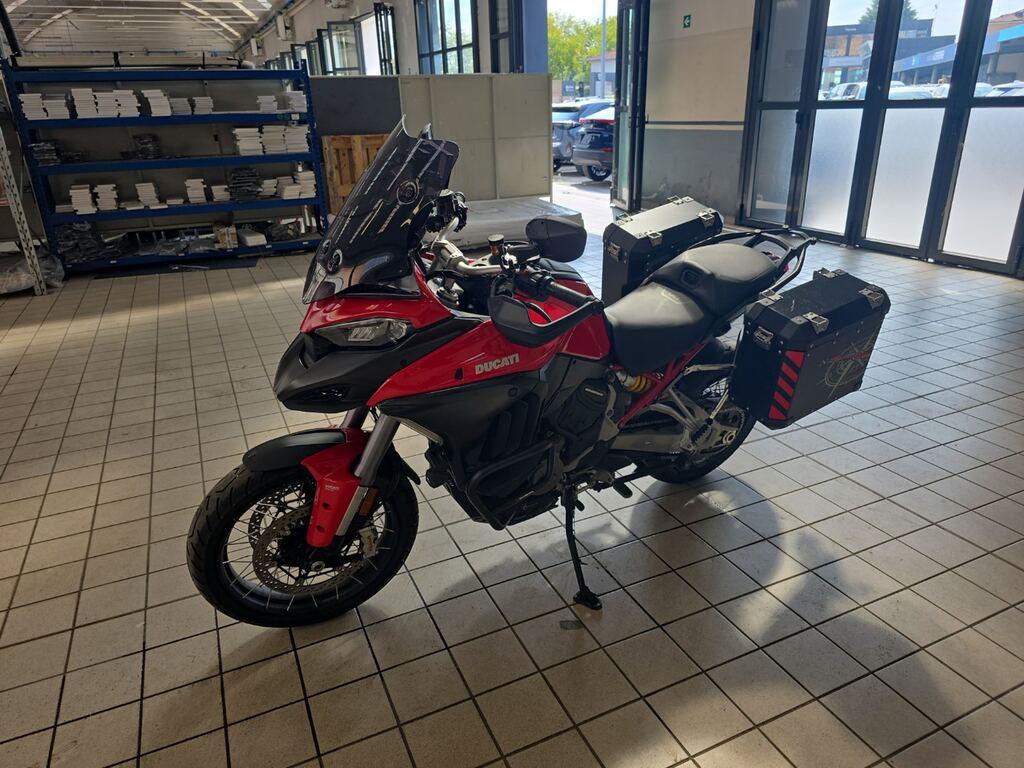 MULTISTRADA V4