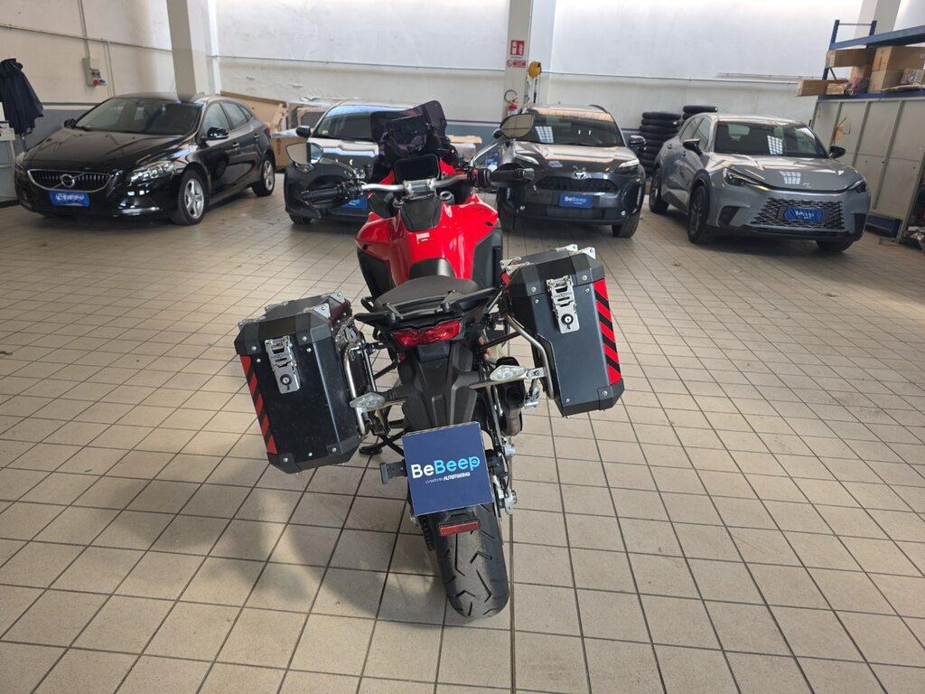 MULTISTRADA V4