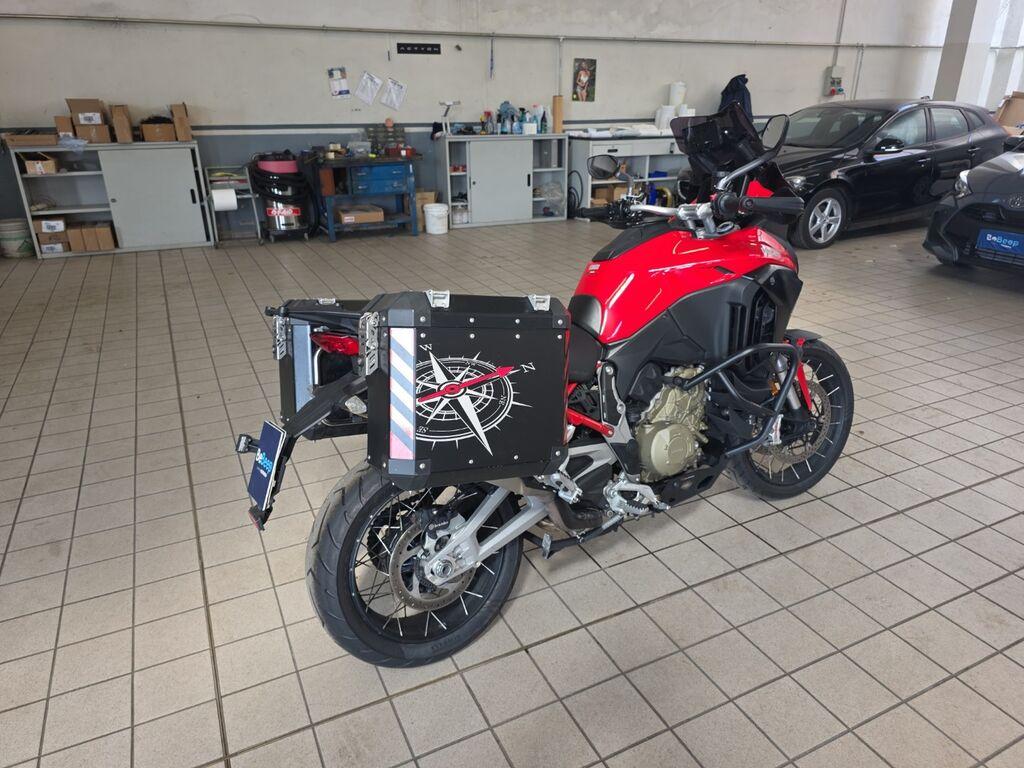 MULTISTRADA V4