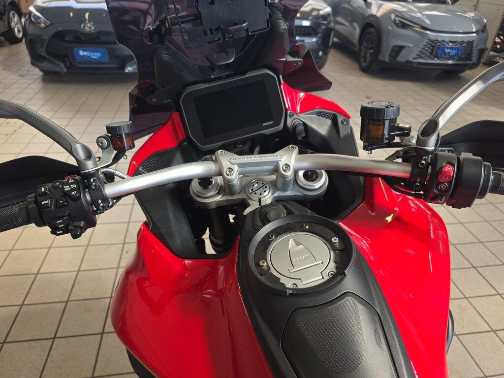 MULTISTRADA V4