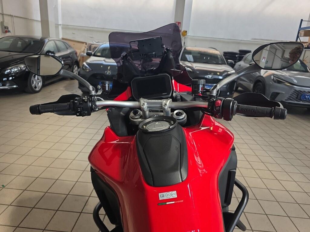 MULTISTRADA V4