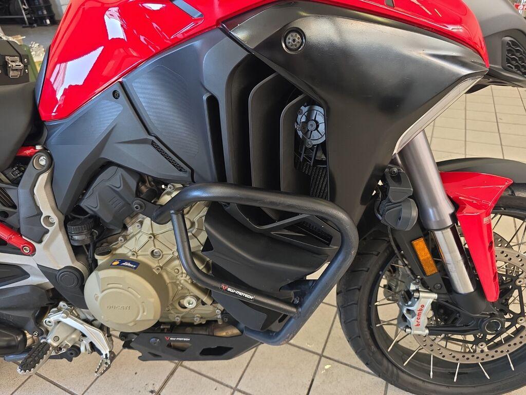 MULTISTRADA V4