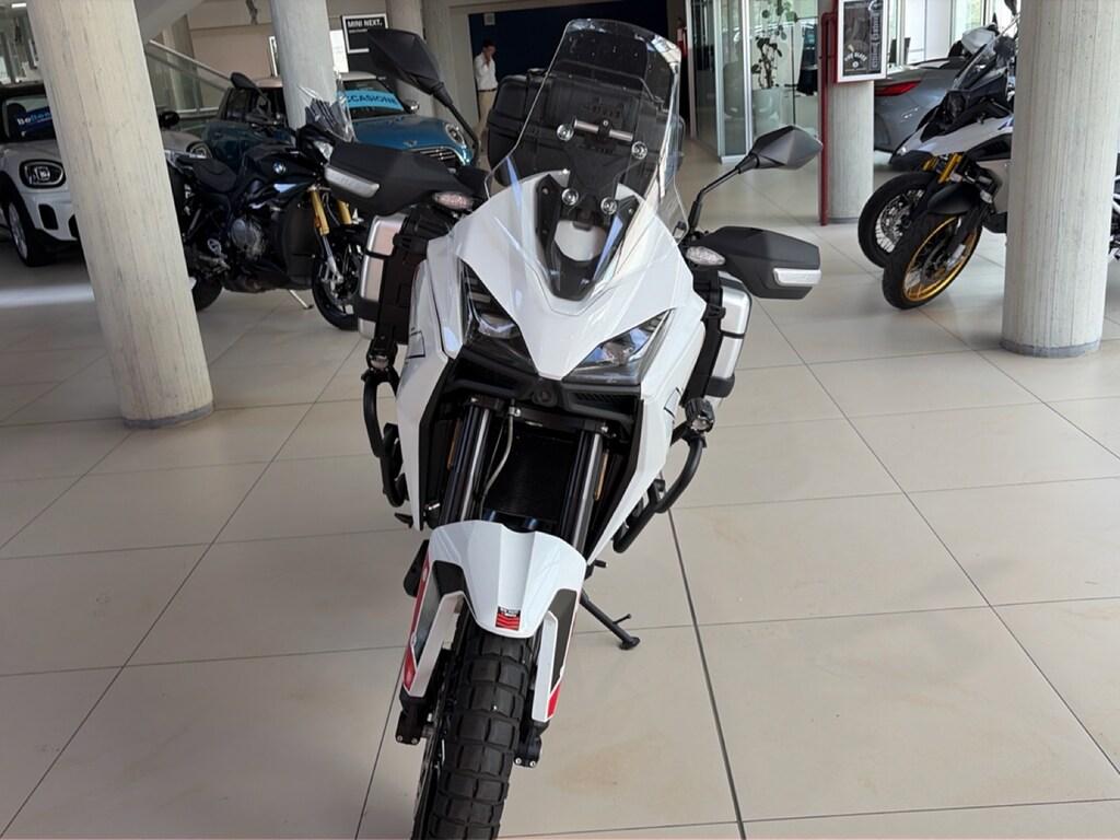 X CAPE 700