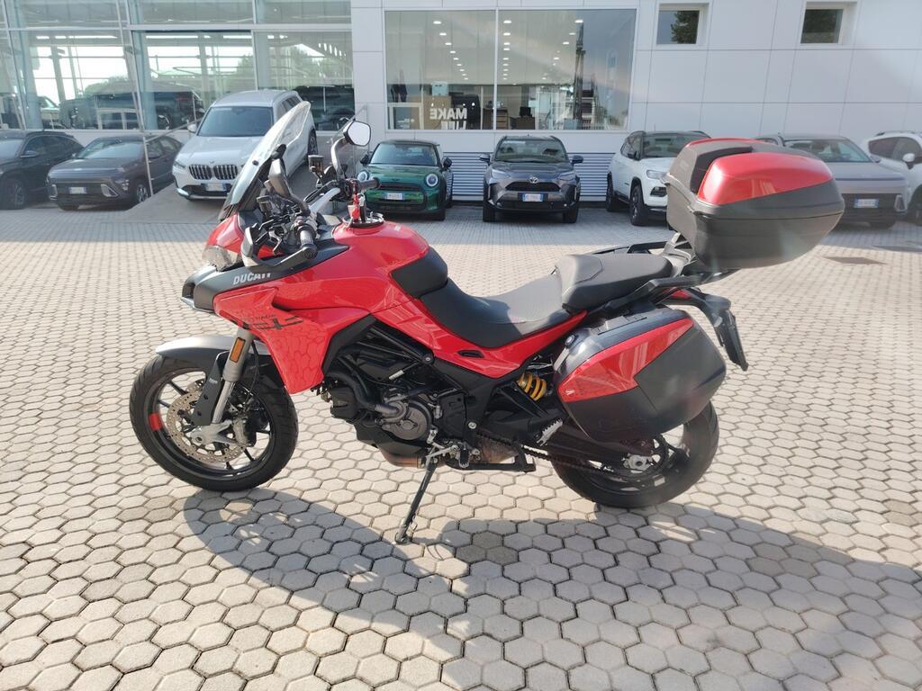 MULTISTRADA V2