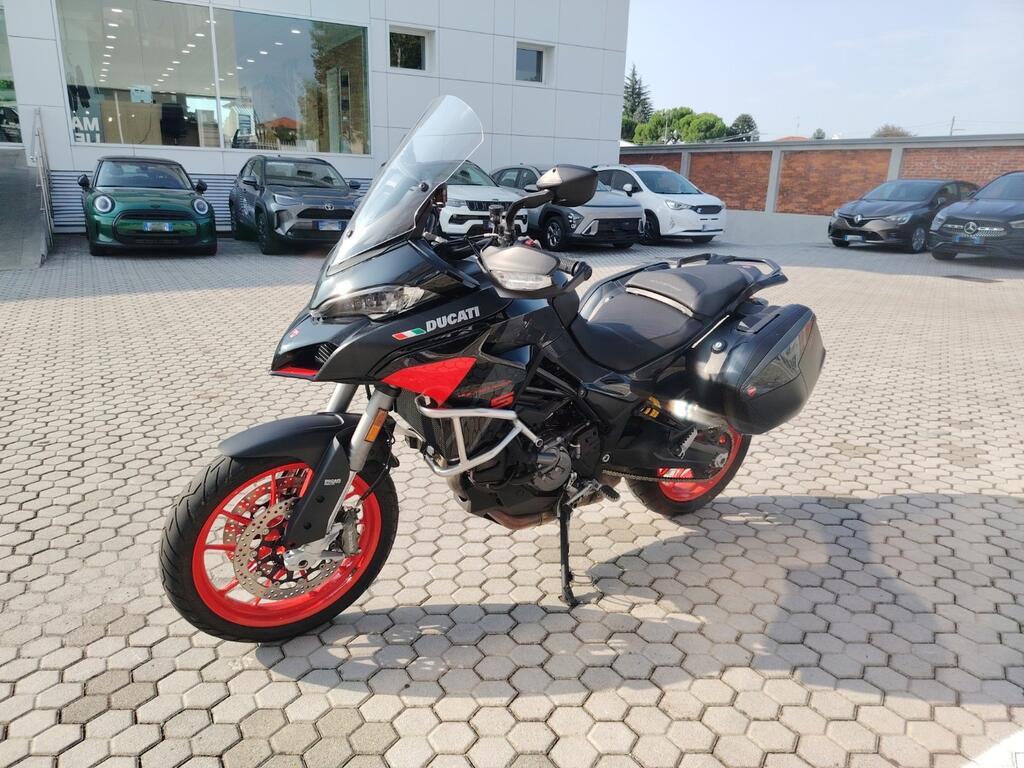 MULTISTRADA V2