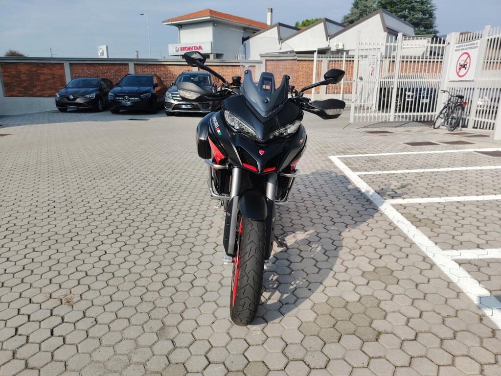 MULTISTRADA V2