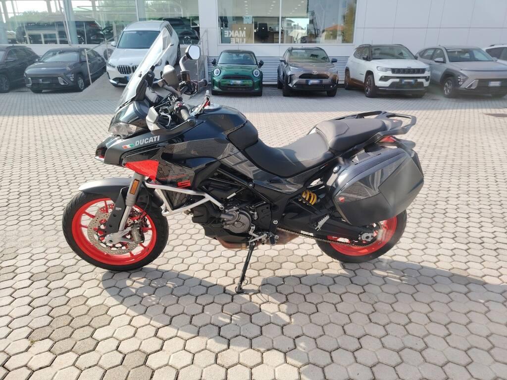 MULTISTRADA V2