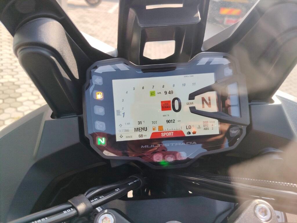 MULTISTRADA V2