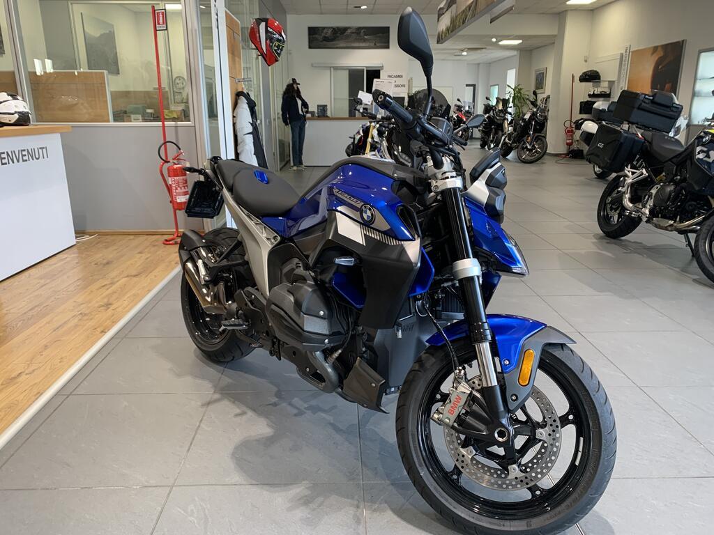 R 1300 R