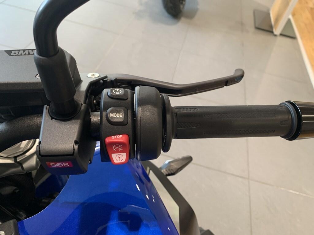 R 1300 R