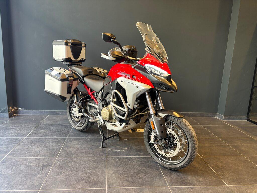 MULTISTRADA V4
