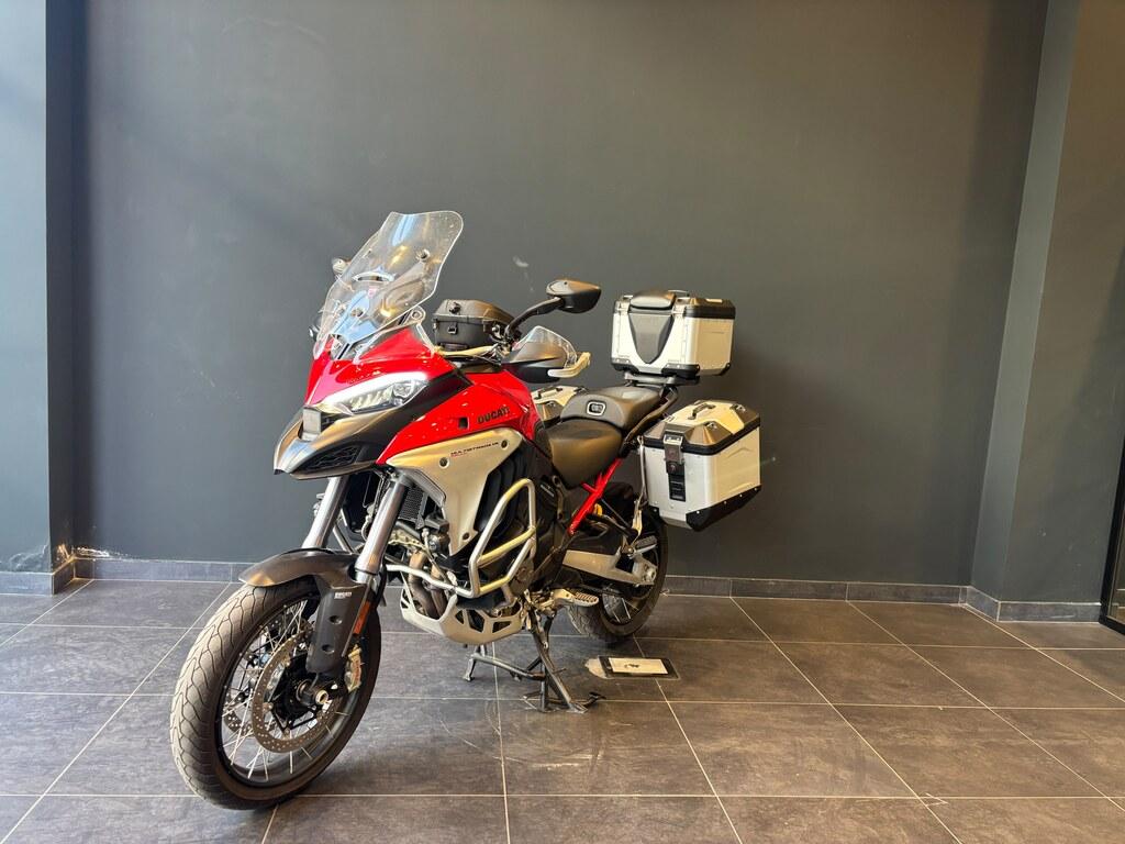 MULTISTRADA V4