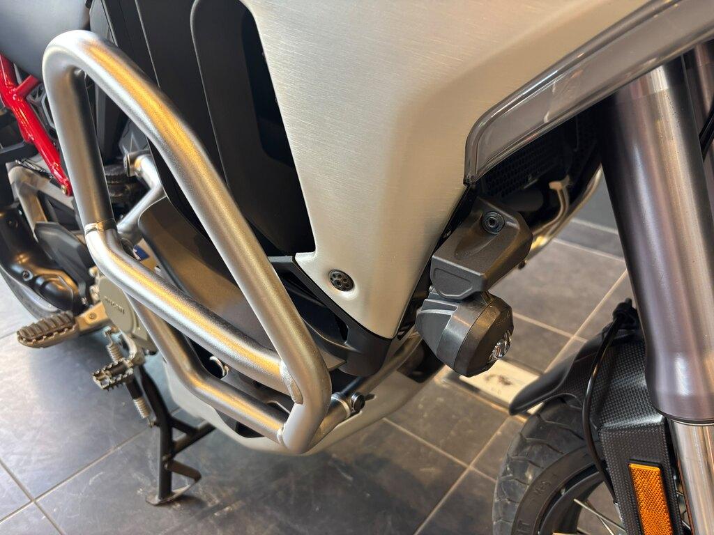 MULTISTRADA V4