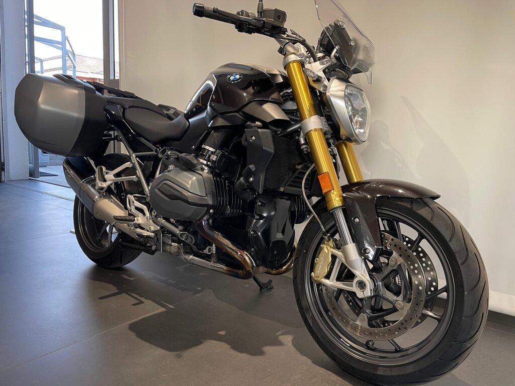 R 1200 R