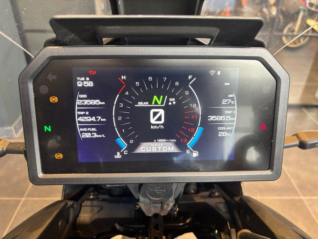 TRACER 9