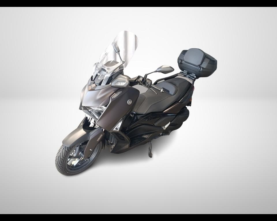 X-MAX 300