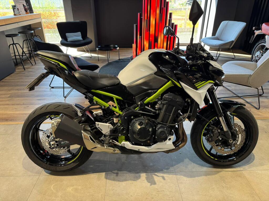 Z 900
