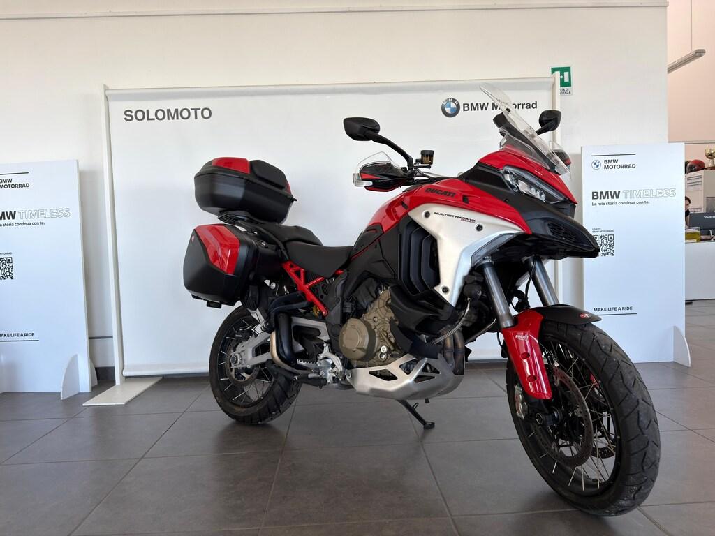 MULTISTRADA V4