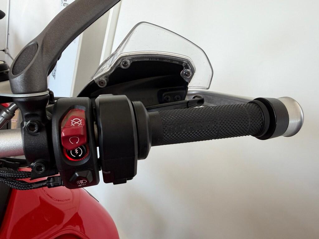 MULTISTRADA V4