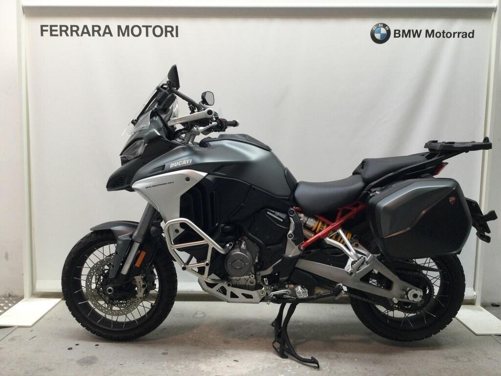 MULTISTRADA V4
