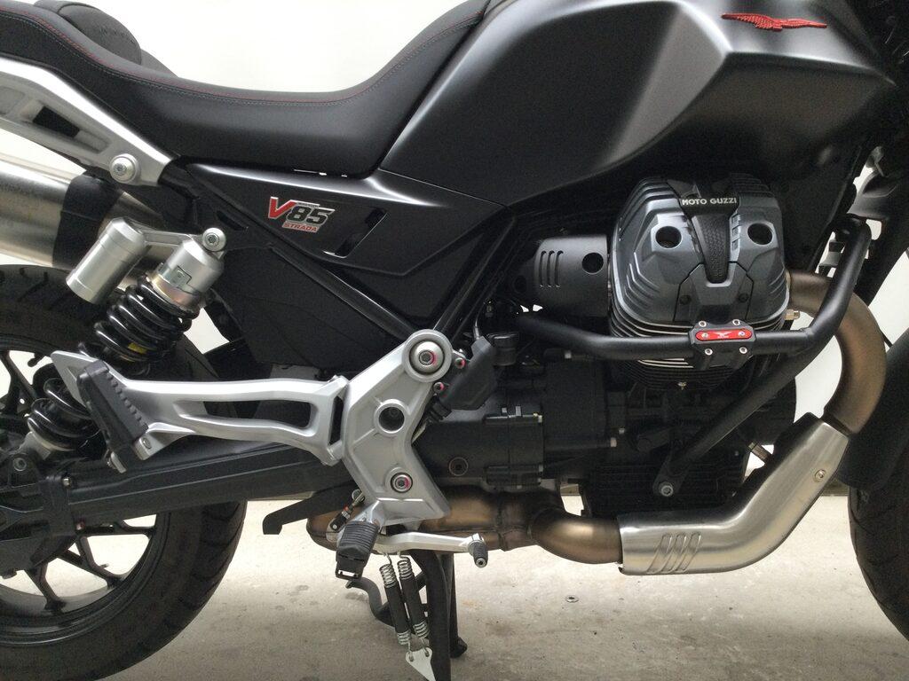 V85