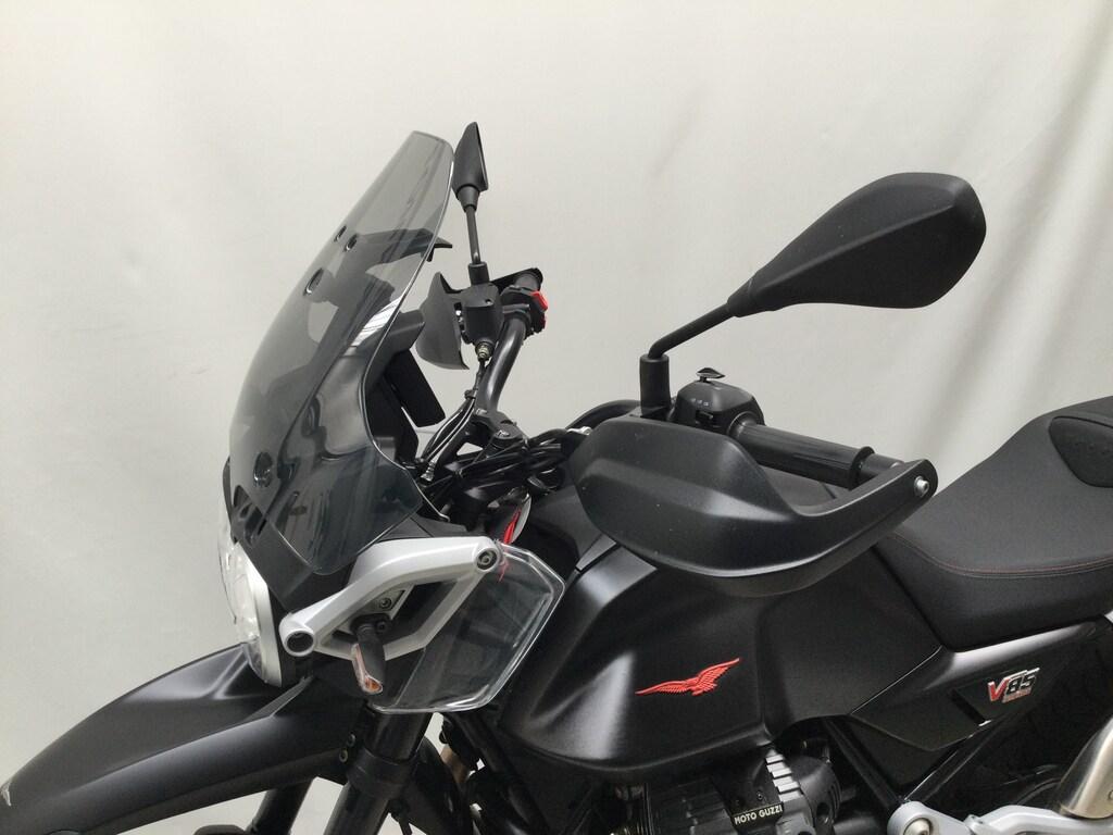 V85